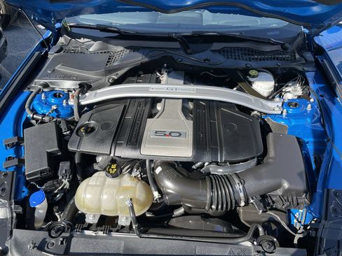 Used 2020 Ford Mustang GT Premium w/ Equipment Group 401A RWD image 41