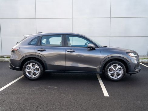 Used 2024 Honda HR-V LX image 8