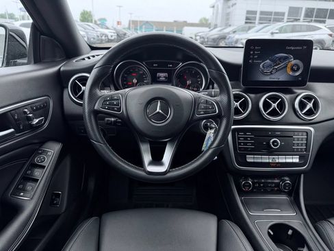 Used 2018 Mercedes-Benz CLA 250 4MATIC image 26