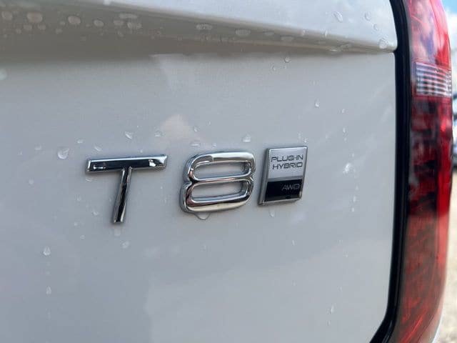 New 2026 Volvo XC90 T8 Plus w/ Protection Package Premier AWD/4WD image 12
