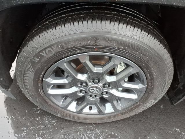 Used 2026 Toyota Sequoia Platinum AWD/4WD image 13
