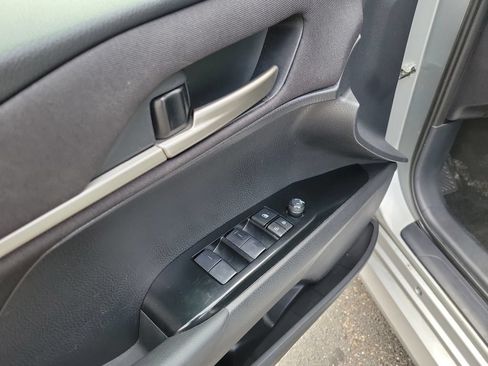 Used 2025 Toyota Camry LE FWD image 25