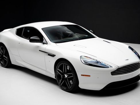 Used 2016 Aston Martin DB9 GT image 42