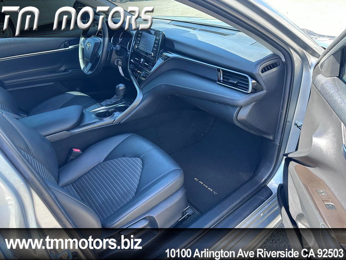 Used 2022 Toyota Camry SE w/ Carpet Mat Package (TMS) FWD image 11