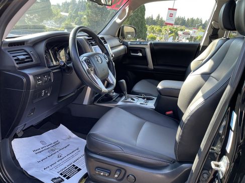 Certified 2024 Toyota 4Runner SR5 Premium w/ Moonroof Package AWD/4WD image 9