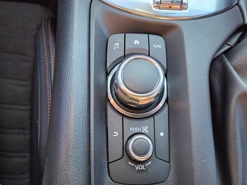 Used 2018 FIAT 124 Spider Abarth image 28