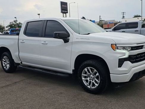 Used 2024 Chevrolet Silverado 1500 RST AWD/4WD image 2