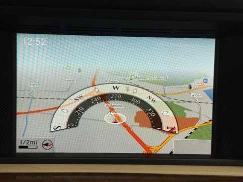 Used 2015 Mercedes-Benz SLK 250 image 19