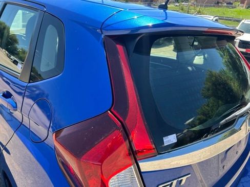 Used 2015 Honda Fit EX image 11