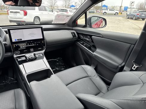 Used 2023 Subaru Solterra AWD image 22