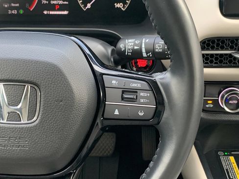 Used 2023 Honda HR-V EX-L image 13