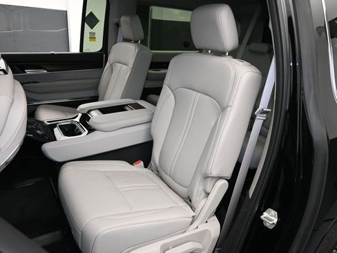 Used 2024 Jeep Grand Wagoneer L 4WD image 40