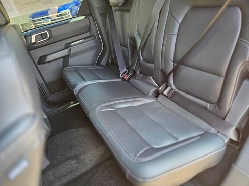 New 2026 Ford Bronco Outer Banks AWD/4WD image 21