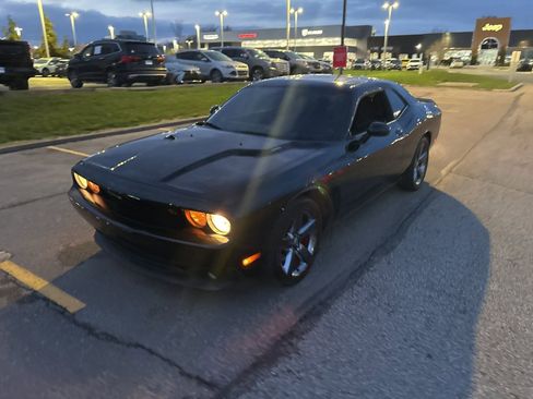 Used 2013 Dodge Challenger R/T w/ R/T Redline Group image 6