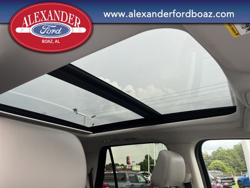 Used 2025 Ford Expedition Active AWD/4WD image 24