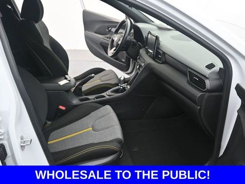 Used 2019 Hyundai Veloster Turbo R-Spec image 16