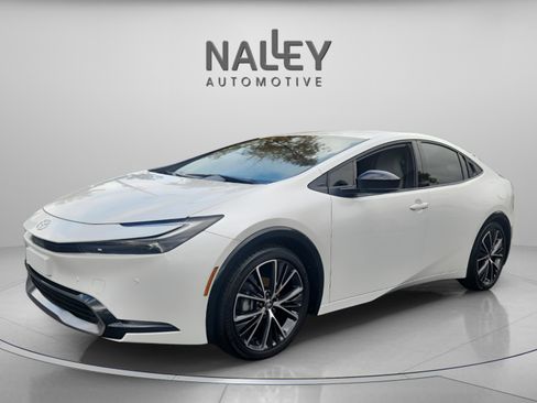 Certified 2024 Toyota Prius XLE image 1