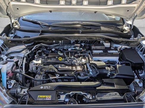 Used 2024 Toyota Corolla Cross LE image 21