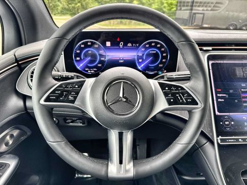 Used 2025 Mercedes-Benz EQE 350+ SUV image 20