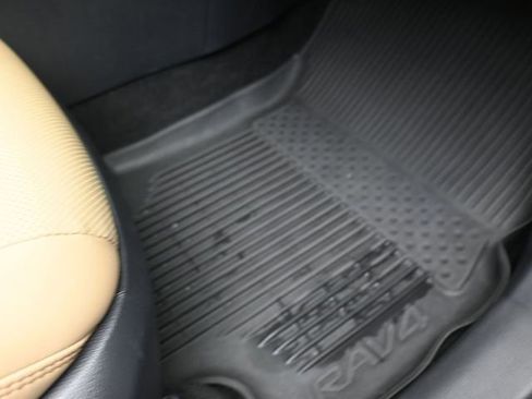 Used 2024 Toyota RAV4 Limited w/ Advanced Technology Package AWD/4WD image 32
