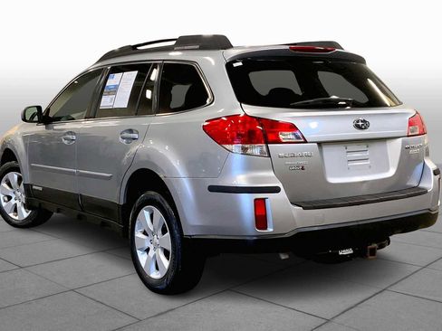 Used 2012 Subaru Outback 2.5i Premium w/ All-Weather Pkg image 11