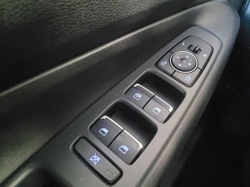 Used 2020 Hyundai Santa Fe SE image 27