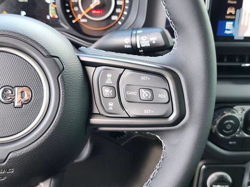 New 2026 Jeep Gladiator Sport AWD/4WD image 29