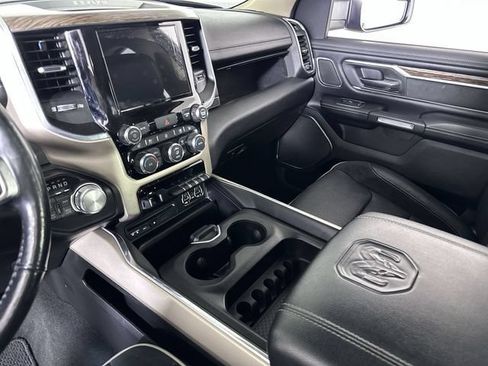 Used 2019 RAM 1500 Laramie AWD/4WD image 36