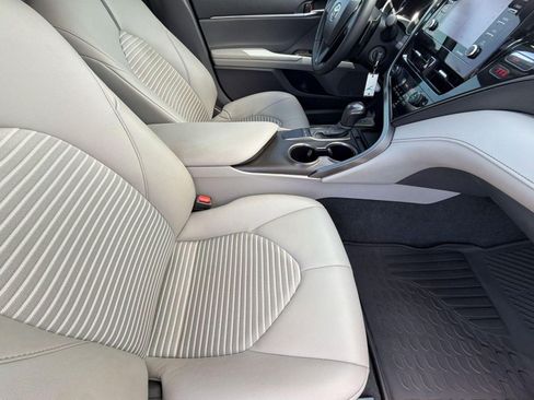 Certified 2024 Toyota Camry SE FWD image 33