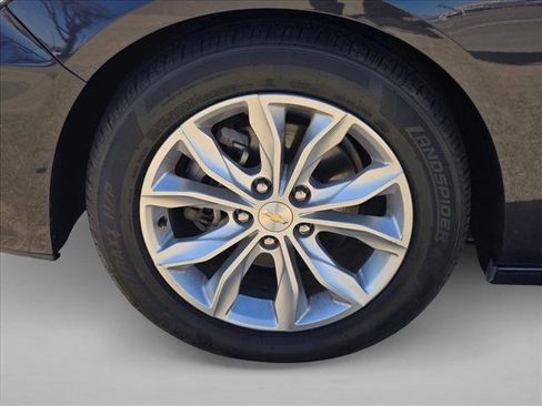 Used 2023 Chevrolet Malibu LT image 21