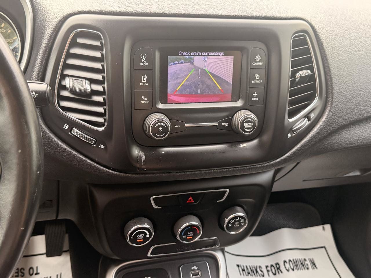 Used 2018 Jeep Compass Latitude AWD/4WD image 29