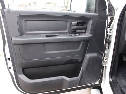 Used 2016 RAM 1500 Express image 18