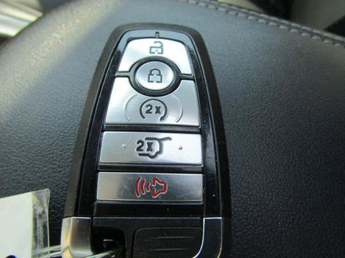Used 2024 Ford Edge Titanium w/ Equipment Group 301A AWD/4WD image 28