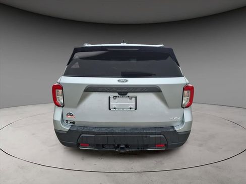 Used 2024 Ford Explorer Timberline w/ Timberline Technology Package image 8