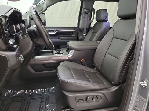 Certified 2024 Chevrolet Silverado 2500 LTZ w/ LTZ Plus Package AWD/4WD image 8