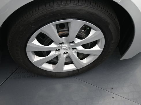 Used 2024 Toyota Corolla LE FWD image 11