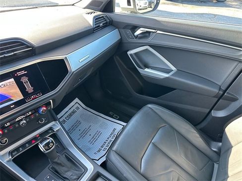 Used 2021 Audi Q3 2.0T Premium w/ Convenience Package image 29