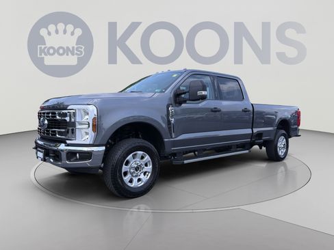 Used 2024 Ford F250 XLT AWD/4WD image 1