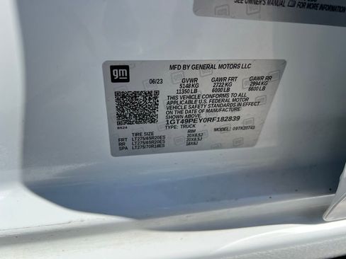 Used 2024 GMC Sierra 2500 AT4 w/ Technology Package image 18