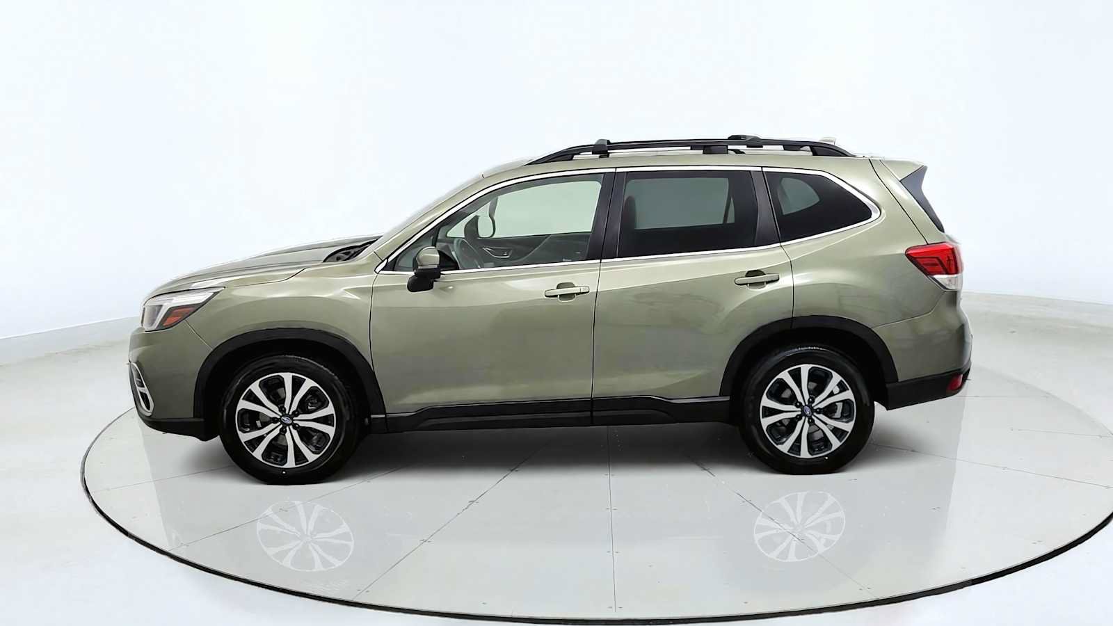 Used 2019 Subaru Forester Limited w/ Popular Package #3 AWD/4WD image 5