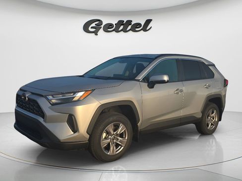 Used 2024 Toyota RAV4 XLE image 1