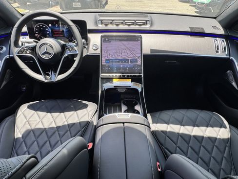New 2025 Mercedes-Benz S 580e 4MATIC Sedan image 29