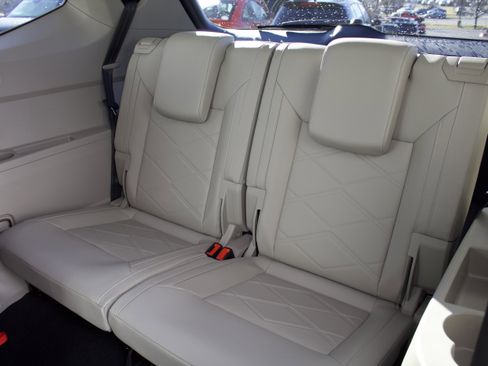 New 2026 Volkswagen Atlas SE image 28