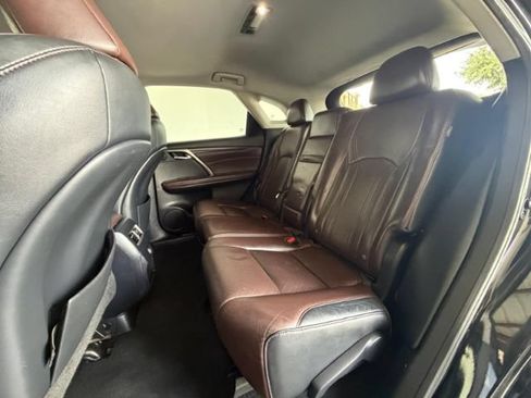 Used 2017 Lexus RX 350 FWD w/ Premium Package image 9