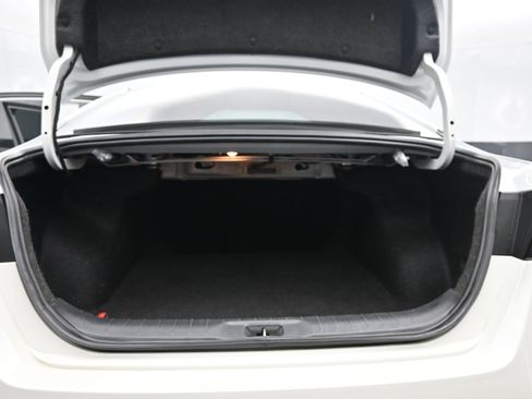 Used 2024 Nissan Altima 2.5 SV image 17