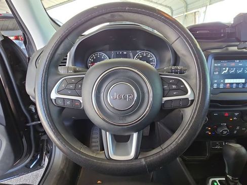 Used 2021 Jeep Renegade Sport FWD image 13