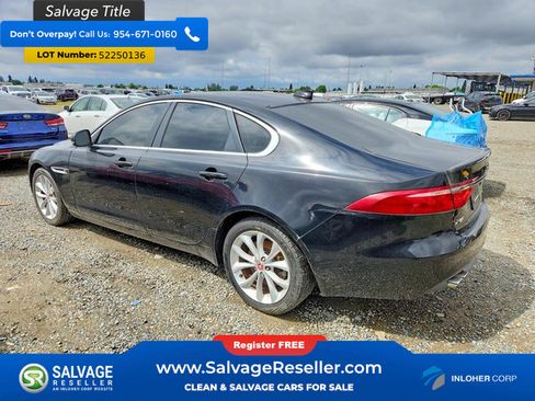 Used 2017 Jaguar XF Premium RWD image 3