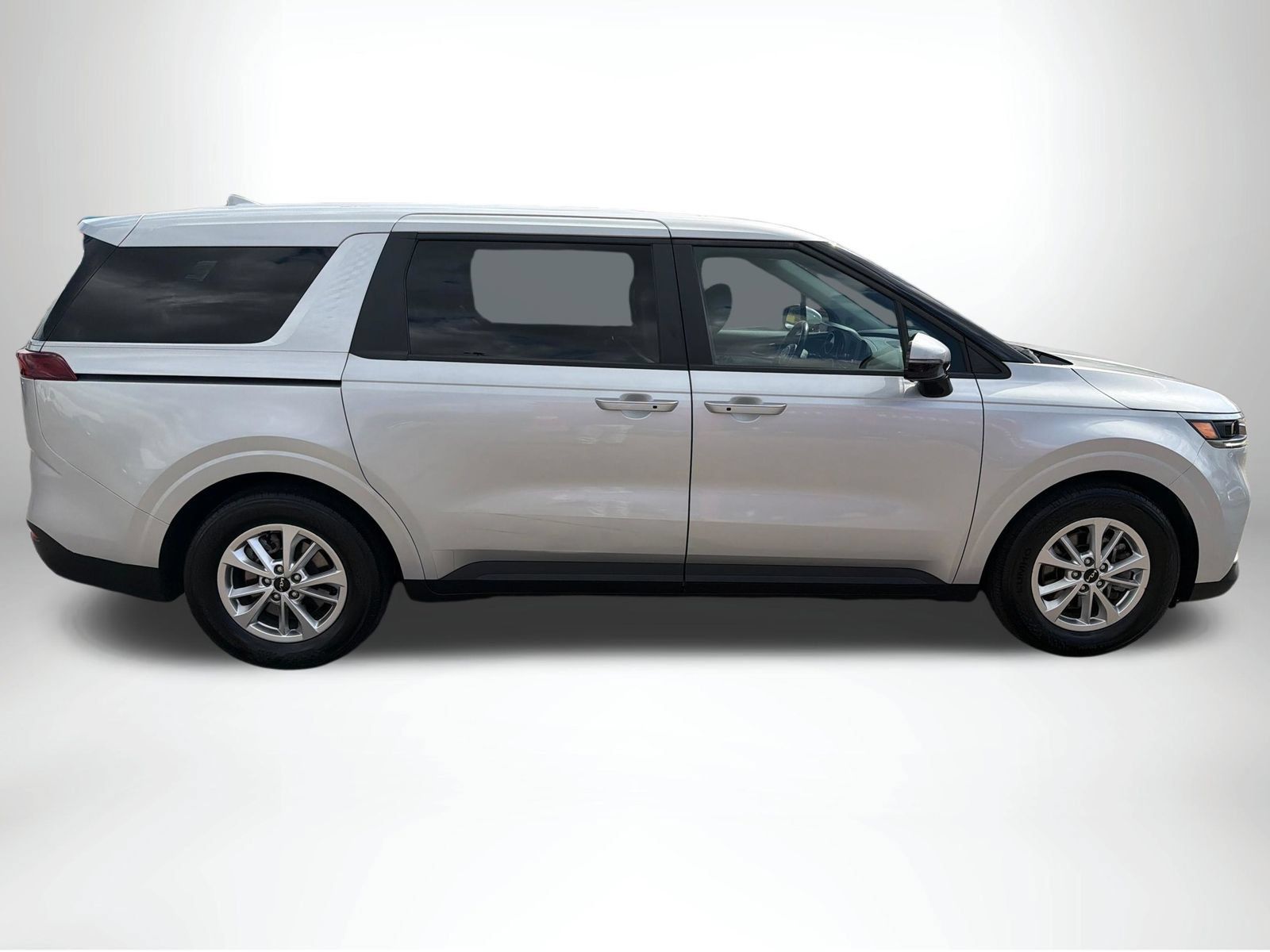 Used 2023 Kia Carnival LX FWD image 8