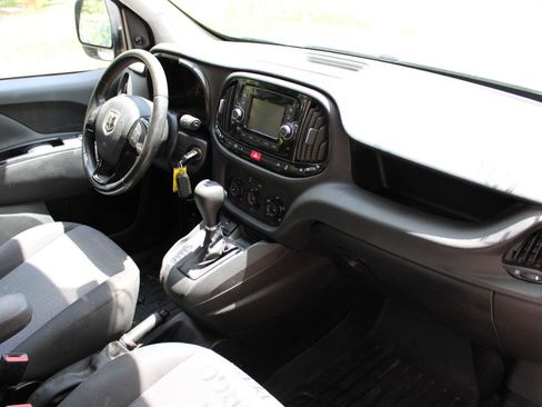 Used 2015 RAM ProMaster City Tradesman w/ Rear Back-up Camera Group FWD image 11