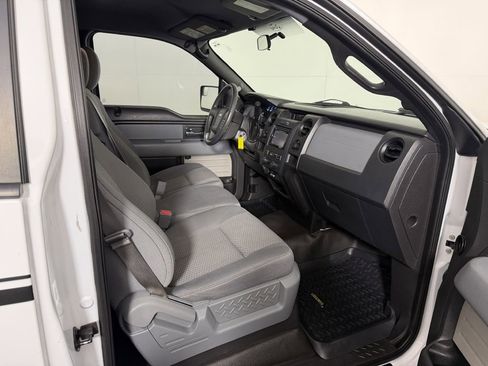 Used 2014 Ford F150 XL w/ Equipment Group 101A Mid AWD/4WD image 17